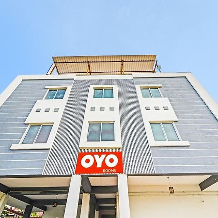 Hotel O Karapakkam, チェンナイ エクステリア 写真